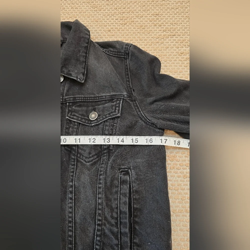 Free People Women’s Jean Jacket Rumors Denim in Washed Black Button Up Size XS - Picture 15 of 15